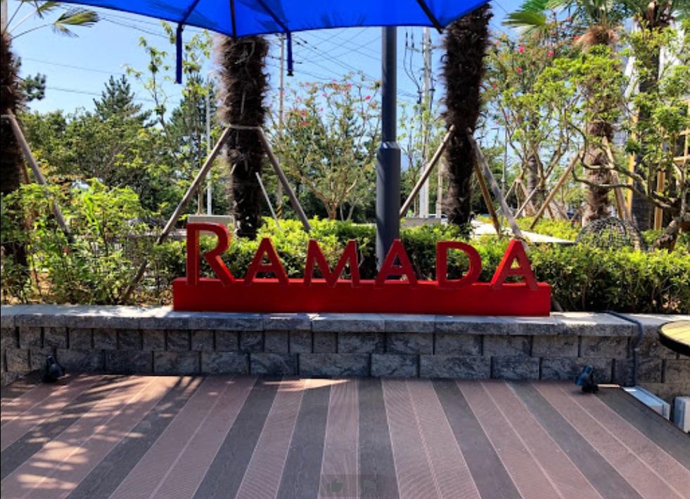 Ramada Plaza by Wyndham Dolsan Yeosu Hotel Bagian luar foto
